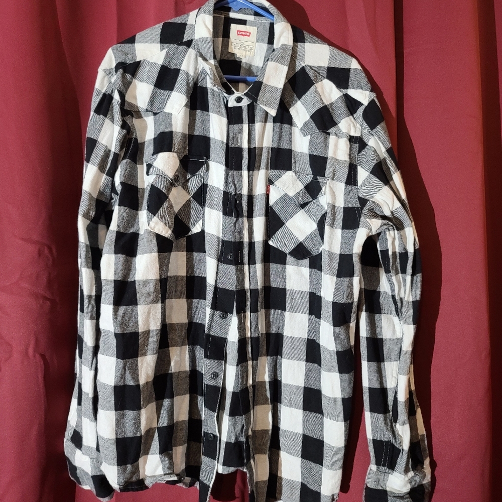 Levi mens black plaid long sleeve button up XXL